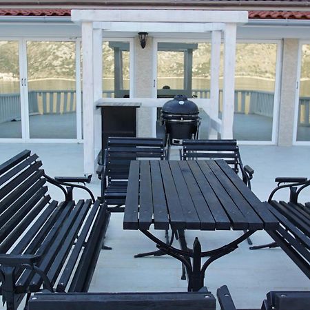Penthouse Stoliv: Beachfront Spa Villa with Private Jetty Kotor Exterior photo